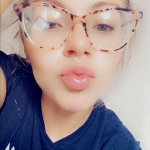 Meet your Posher, Kylee